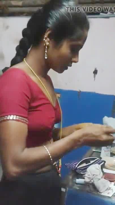 tamil aunty saree change , free saree desi porn ff - wonporn.com