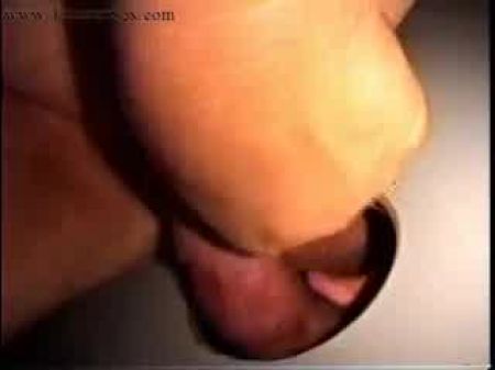 Old Lady Deep-throats And Shags Thru Gloryhole: Free Porno 95