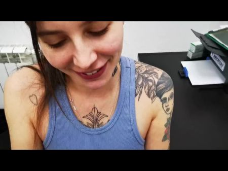 Real Hookup With A Tat Artist She Fucks With Clients